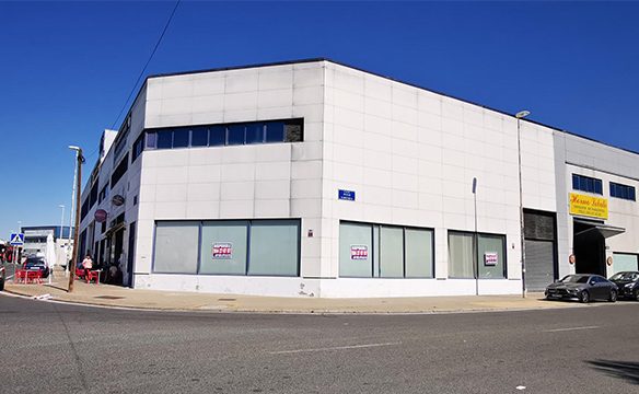 Local en planta baja representativo propio para oficinas