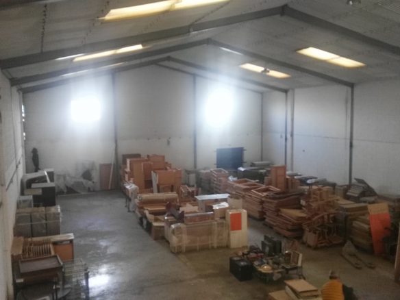 Nave en Plgno. Bansur junto a Plgno. La Red2