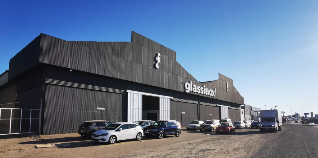 Glassinox inaugura nuevas instalaciones asesorados por Apiburgos