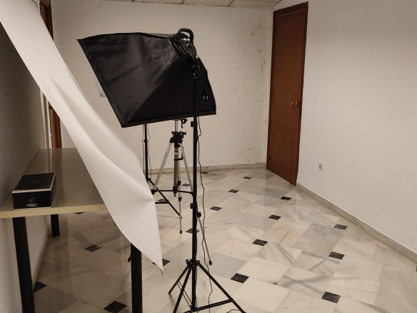 Alquiler nave polígono la chaparrilla