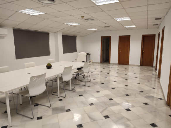 Alquiler nave polígono la chaparrilla