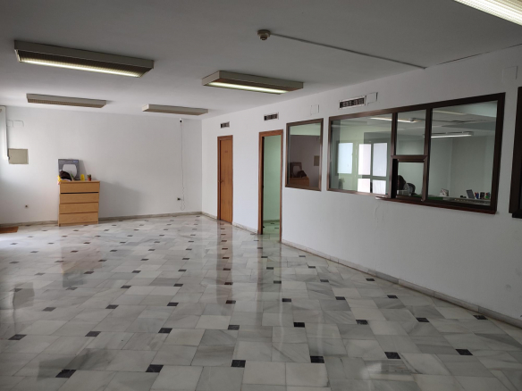 Alquiler nave polígono la chaparrilla