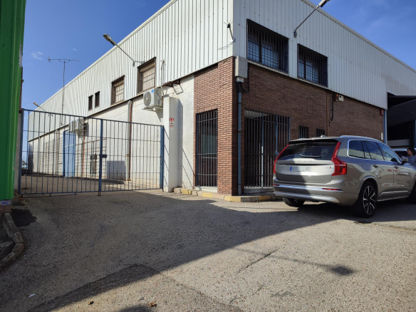 Alquiler nave polígono la chaparrilla