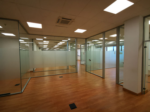 Alquiler de Oficina en Los Bermejales 1