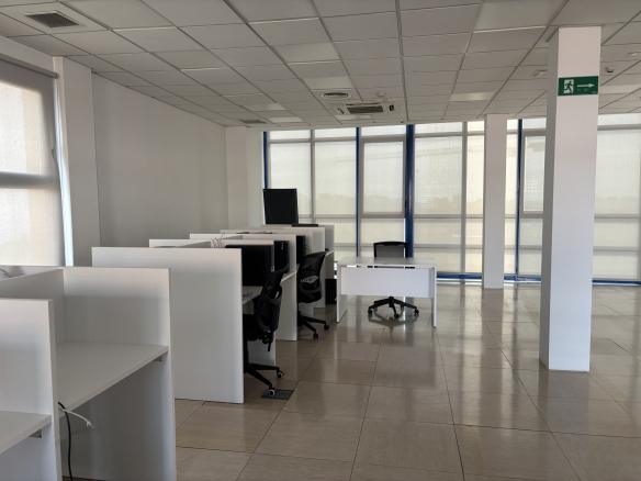 OFICINA ALQUILER LOS BERMEJALES