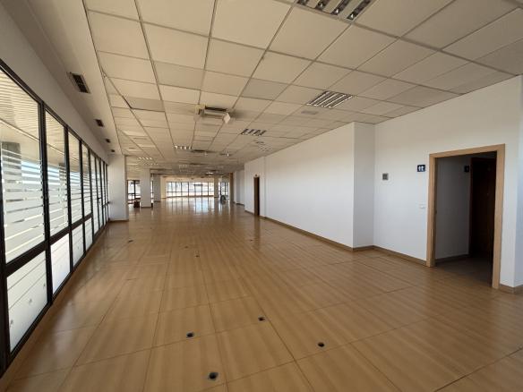 OFICINA ALQUILER LOS BERMEJALES