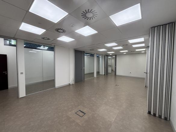OFICINA ALQUILER SECTOR SUR-PALMERA